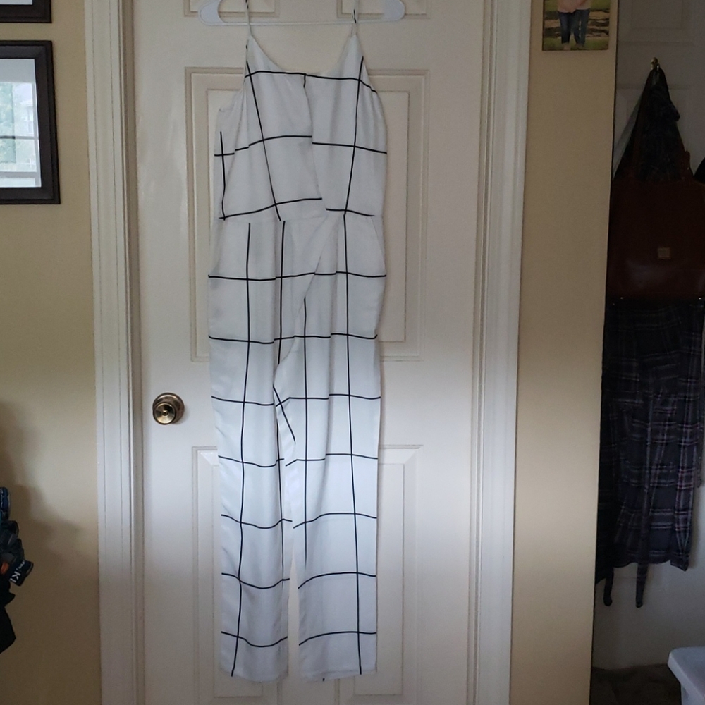 Stylestalker Revolve White & Black Jumpsuit